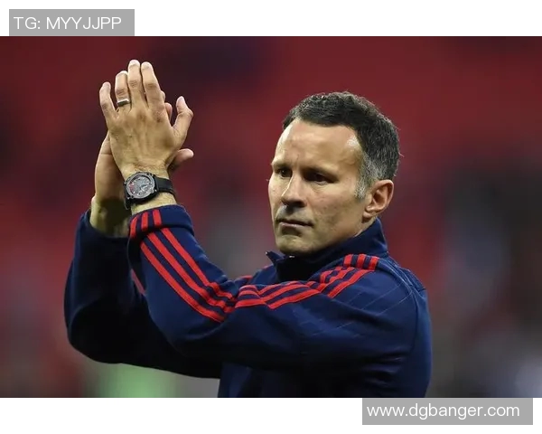 传奇巨星吉格斯：从曼联圣地到足球历史的永恒印记